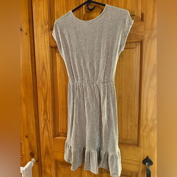Caution to the Wind Taupe & White Stripe Cap Sleeve Tie Front Mini Dress - Picture 3 of 3